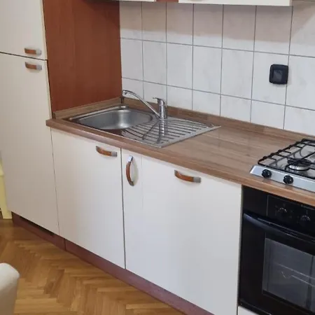 Kerum A Апартаменты Задар